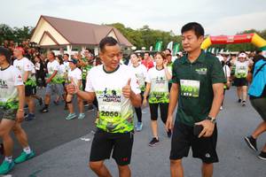 BIB: 2060
                            <button type="button" onclick="openModal(3530849)" class="btn btn-primary btn-sm float-right btn-popup" data-toggle="modal" data-target=".modal-high-quality">
                        <i class="fas fa-shopping-cart"></i> Add to Cart
                    </button>
                                            <button type="button" onclick="isThisMe(3530849, true)" class="btn btn-success btn-sm float-right btn-popup btn-isme hidden" data-toggle="tooltip" data-placement="bottom" title="นี่คือรูปของคุณใช่ไหม คลิกที่นี่เพื่อเอาเข้าอัลบั้ม">
                        <i class="fas fa-plus"></i> Add to album
                    </button>
                    <button type="button" onclick="isThisMe(3530849, false)" class="btn btn-warning btn-sm float-right btn-popup btn-isnotme hidden">
                        <i class="fas fa-ban"></i> Remove from album
                    </button>